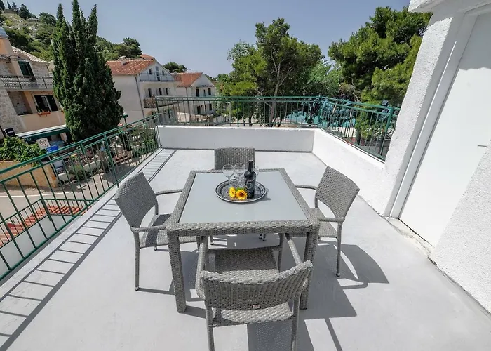 Apartments Nada Tribalj