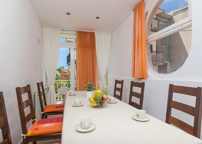Apartments A&B Makarska