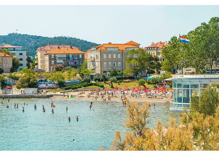 Boetiek Idro Studio Apartments Directly At The Beach Split