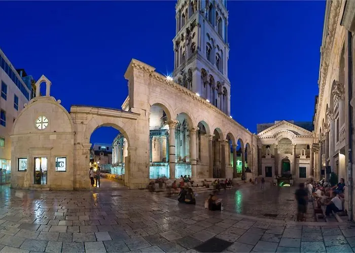 Split Vacation Rentals