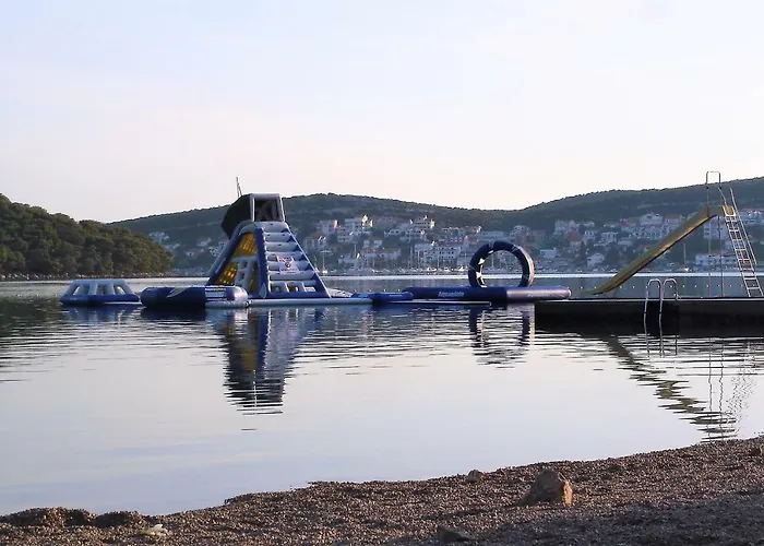 Petra Mobile Home Tisno