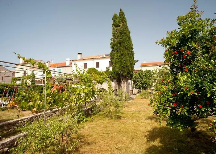 Pape Punat Apartmani I Sobe