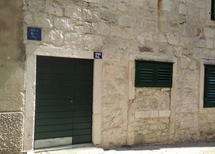 Cosy Accommodation In The Center Of Split