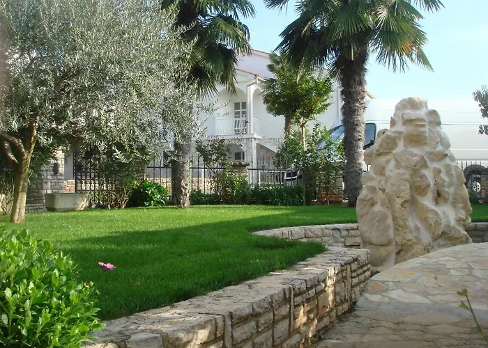 Apartments And Rooms Branka Novigrad Istria
