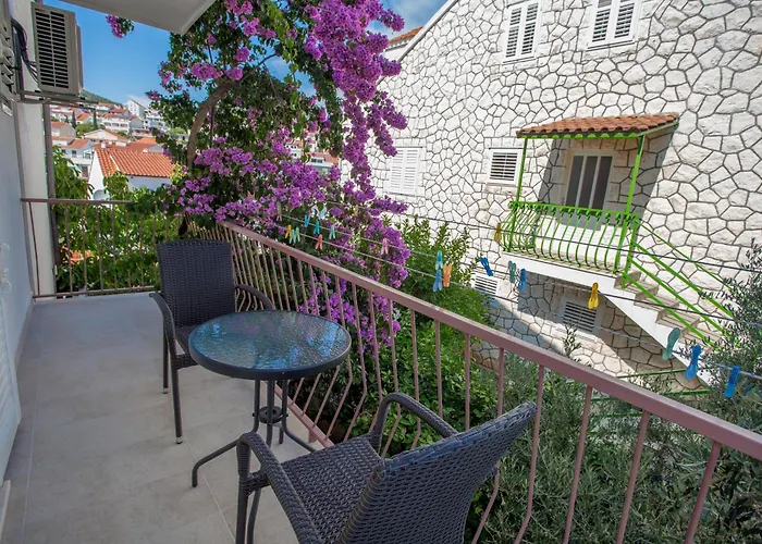 Apartments Sanja Hvar Town