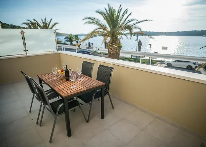 Hotel Riva House Rogoznica 