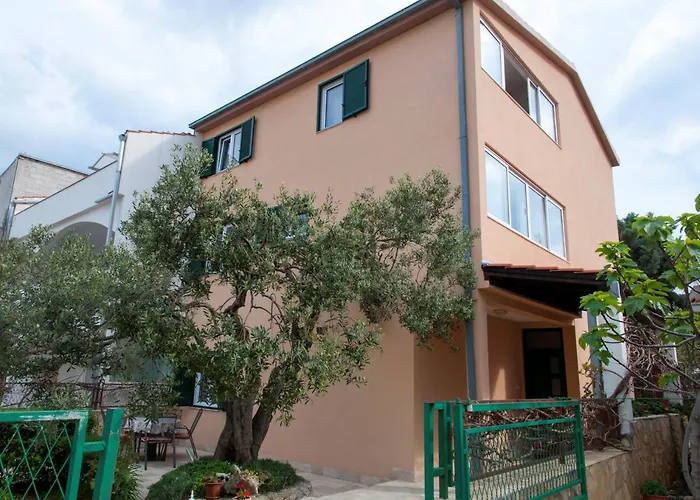 Apartments Olea Rogoznica 